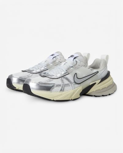 Nike Womens V2K Run Summit White/Metallic Silver 8 Medium