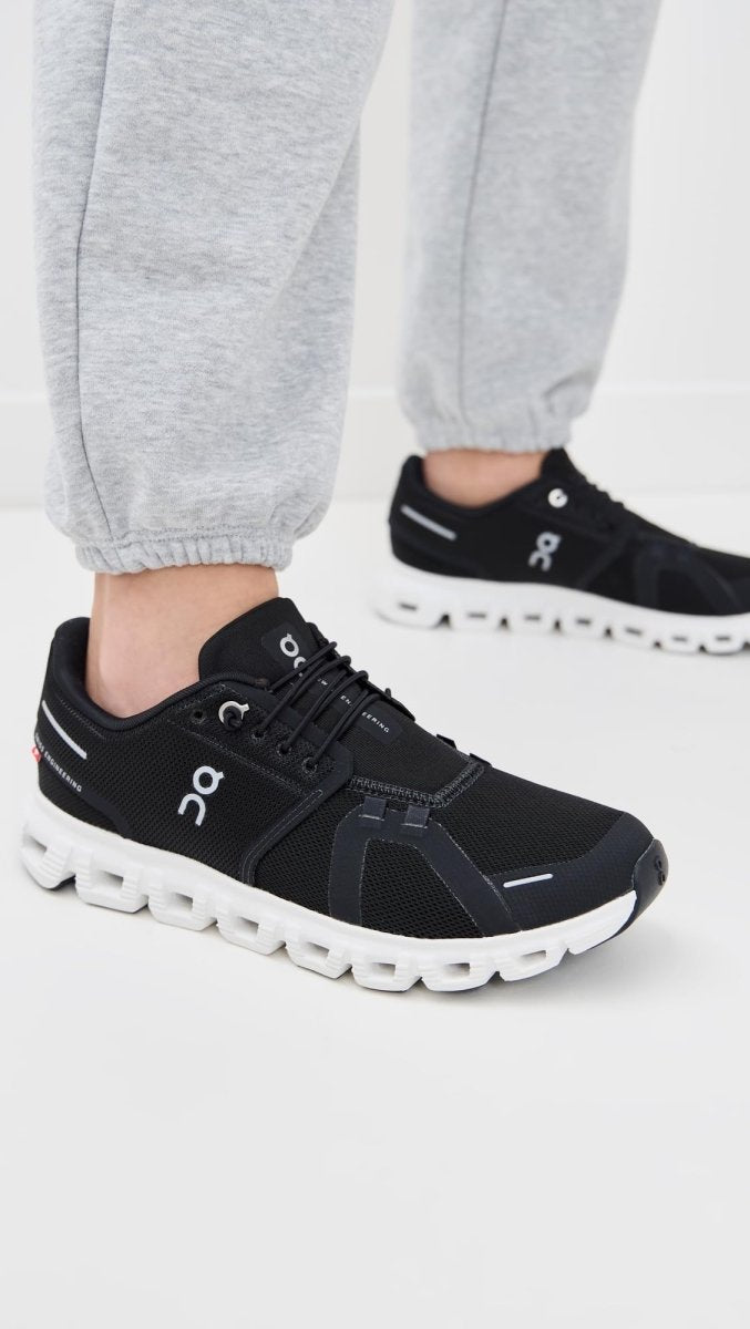 On Women's Cloud 6 Sneakers, Black | White, 9.5 Medium US