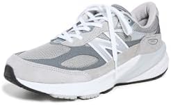Grey New Balance 990 lifestyle shoe for new balance 990 for wide feet