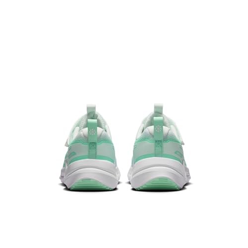 Nike Little Kids' Cosmic Runner Shoes, Barely Green/White-Arctic Green, 2.5Y