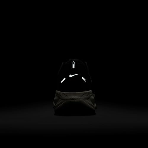 Nike Mens Vomero 18 Black/Summit White/Coconut Milk 9 Wide