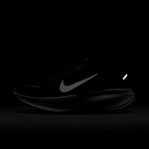 Nike Women's Vomero 18 Black/Summit White/Coconut Milk 10 Medium
