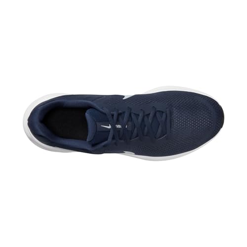 Nike Men's Revolution 7Sneaker