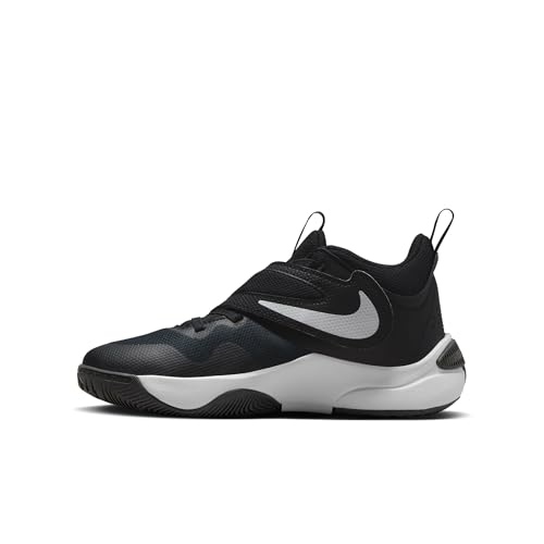 Nike Boy's Team Hustle D 11 Sneaker, Black White, 5.5 US