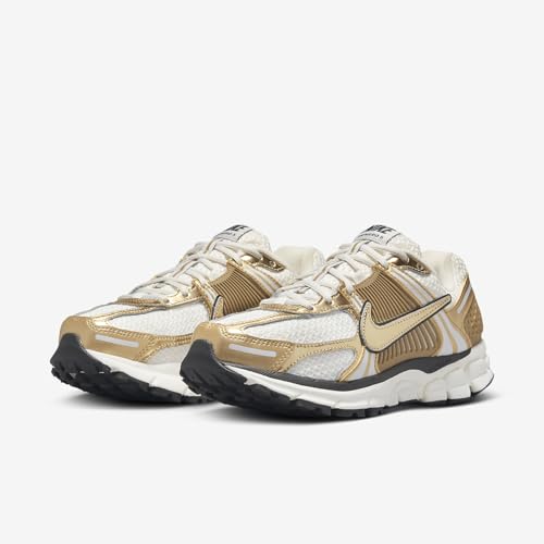 Nike Women's Zoom Vomero 5 Gold Sneakers, Photon Dust/Gold/Gridiron/Sail, 7 Medium US