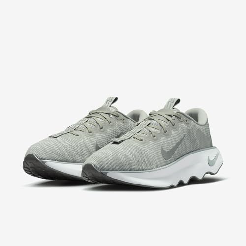 Nike Motiva Men's Walking Shoes (DV1237-300, Jade Horizon/Light Silver/Dark Stucco/Jade Horizon) Size 9