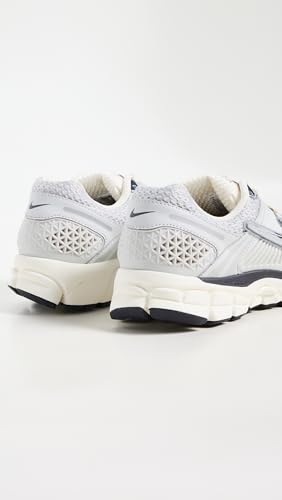 Nike Women's Zoom Vomero 5 Sneakers, Photon Dust/Chrm/Gridiron/Sail, 6 Medium US