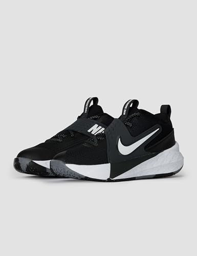 Nike Big Kid's Team Hustle D Basketball Shoes, Black/White-Anthracite, 4.5Y