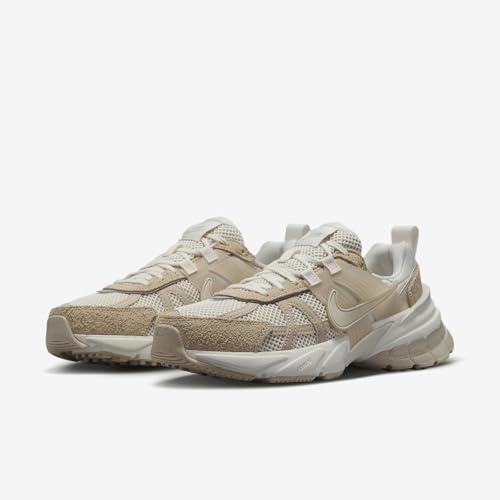 Nike V2K Run Women's Shoes (HV3917-133, Sail/Sanddrift/Phantom/Sail) Size 10