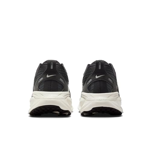 Nike Men's Vomero 18 Black/Summit White/Coconut Milk 10 Medium