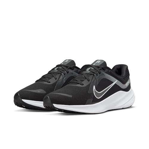 Nike Men's Quest 5 Sneaker, Black White Smoke Grey Dk Smoke Grey, 10