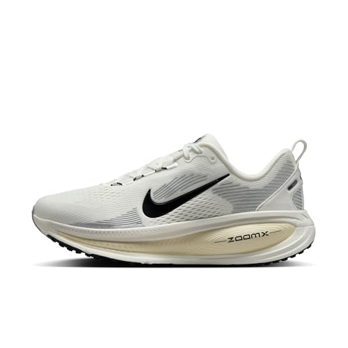 Nike Women's Vomero 18 Summit White/Black/Coconut Milk 7.5 Medium