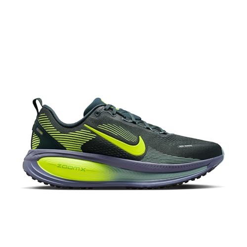 Nike Men's Vomero 18 Seaweed/Volt/Cannon/Sanded Purple 8 Medium