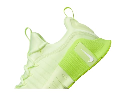Nike Women's Free Metcon 6 Barely Volt/White 7 Medium