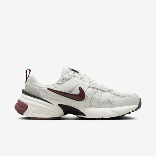 Nike V2K Run SE Women's Shoes (HQ3500-100, White/Black/Team Red) Size 6