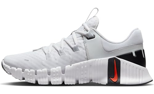 NIKE Women's Women's Free Metcon 5Training Shoe, Photon Dust Photon Dust Spicy Red, 8 US