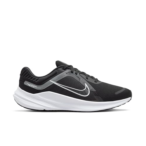 Nike Men's Quest 5 Sneaker, Black White Smoke Grey Dk Smoke Grey, 10