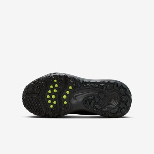 Nike Cross Turf Big Kids' Shoes (Black/White) Size 6