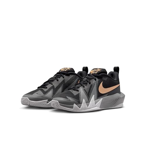 Nike Kid's S.T. Dynamite, Black/Metallic Gold-Wolf Grey-Smoke Grey, 5.5Y
