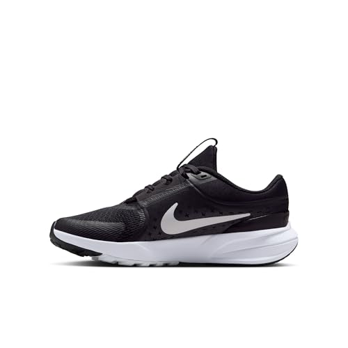 Nike Big Kid's Star Runner 5 Running Shoes, Black/White-White, 5.5Y