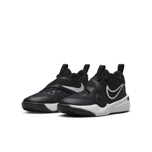Nike Boy's Team Hustle D 11 Sneaker, Black White, 5.5 US