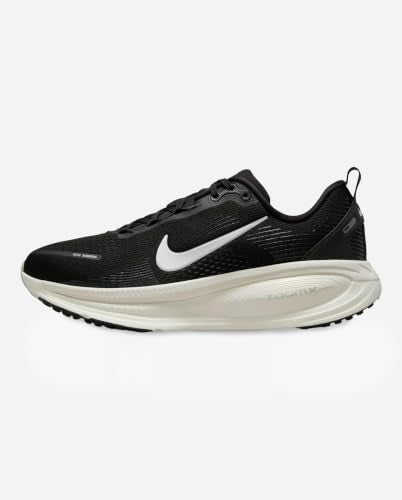 Nike Women's Vomero 18 Black/Summit White/Coconut Milk 10 Medium
