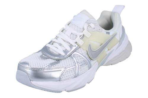 Nike V2K Run Womens Fd0736 - White Metallic Silver 104
