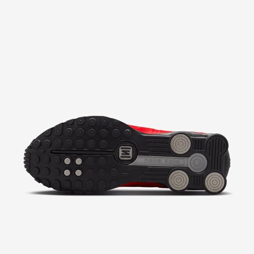 Nike Shox R4 SneakerMen's, University Red University Red Black, 8.5 US