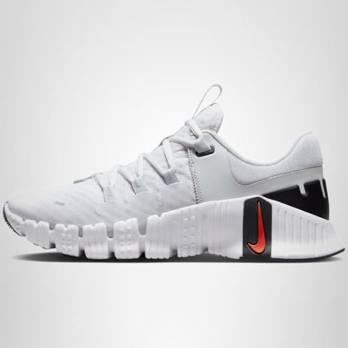 Nike Free Metcon 5 Women's Workout Shoes (Photon Dust/Photon Dust, US Footwear Size System, Adult, Women, Numeric, Medium, 7)