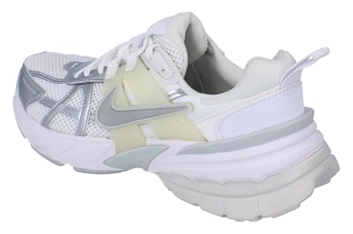 Nike V2K Run Womens Fd0736 - White Metallic Silver 104