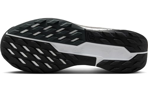 Nike Men's Pegasus Trail 5 Black/White/Anthracite/Wolf Grey 9 Medium