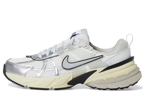 Nike Womens V2K Run Summit White/Metallic Silver 8 Medium