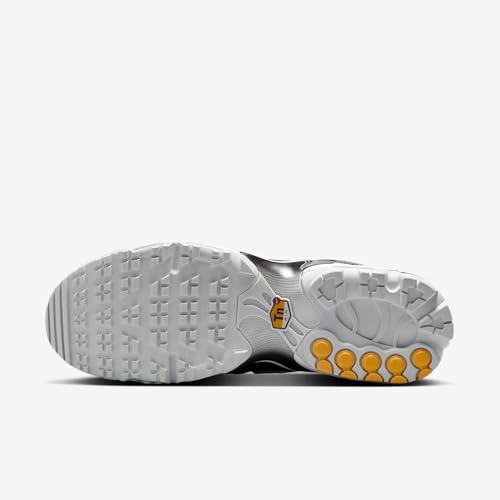 Nike Air Max Plus Golf Shoes (FZ4150-001, Black/Gold/Salsa Red/White) Size 10.5
