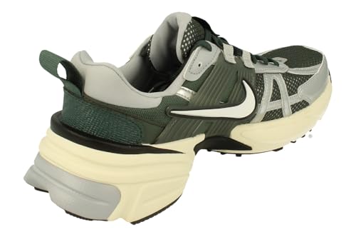 Nike V2K Run Shoes (HJ4497-300, Vintage Green/Mineral Spruce/Wolf Grey) Size 11