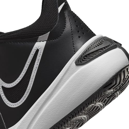 Nike Boy's Team Hustle D 11 Sneaker, Black White, 5.5 US