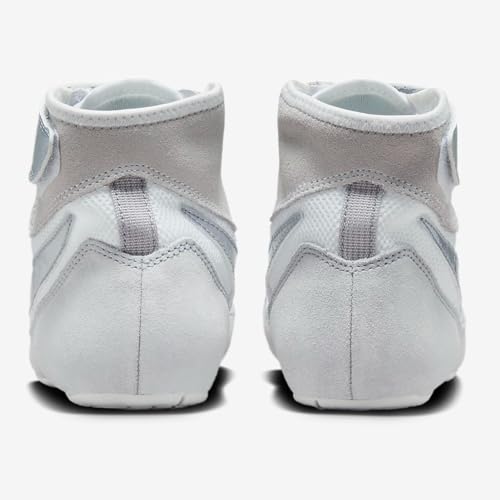Nike SpeedSweep 7 Big Kids' Wrestling Shoes (366684-100, White/Metallic Silver/Metallic Silver) Size 2.5