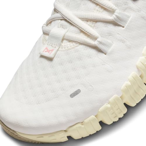 Nike Women's Women's Free Metcon 5Training Shoe, Sail Sail Sanddrift Coconut Milk, 9.5 US