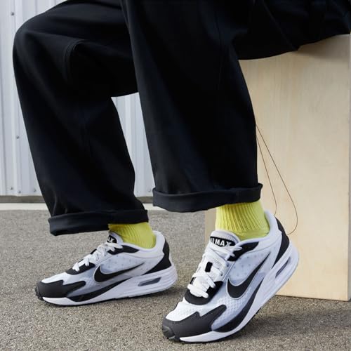 Nike Men's Air Max Solo Sneaker, White Black Pure Platinum, 9.5 US