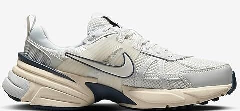 Nike Women's V2K Run Shoes (FD0736-004, Platinum Tint/Pure Platinum/Guava Ice) Size 8
