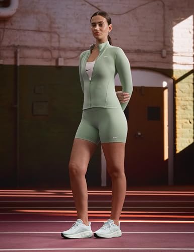 Nike Women's Air Winflo 12, Off White/Metallic Silver-Barely Green, 9