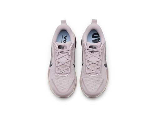 Nike Womens Vomero 18 Particle Rose/Off Noir/Silt Red/Tattoo 7 Medium
