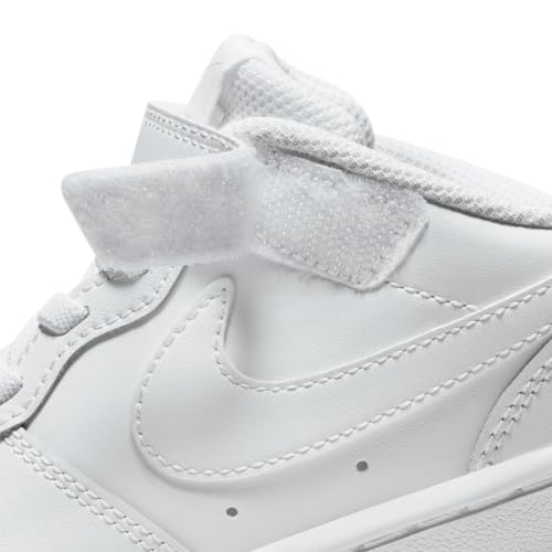 Nike Boy's Court Borough Low 2 (Little Kid) White/White/White 2.5 Little Kid M