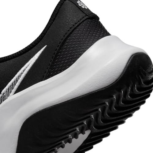 Nike Men's Legend Essential 3 Next NatureLow, Black White Iron Grey, 7.5 US
