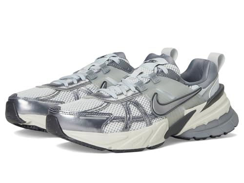 Nike Womens V2K Run Pure Platinum/Metallic Cool Grey/Wolf Grey 8 Medium
