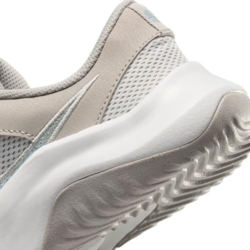 Nike Womens Legend Essential Nn Workout Shoes, LT IRON ORE/LT ARMORY BLUE-IRON GREY, 9.5 US