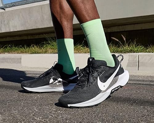 Nike Men's Pegasus Trail 5 Black/White/Anthracite/Wolf Grey 10.5 Medium