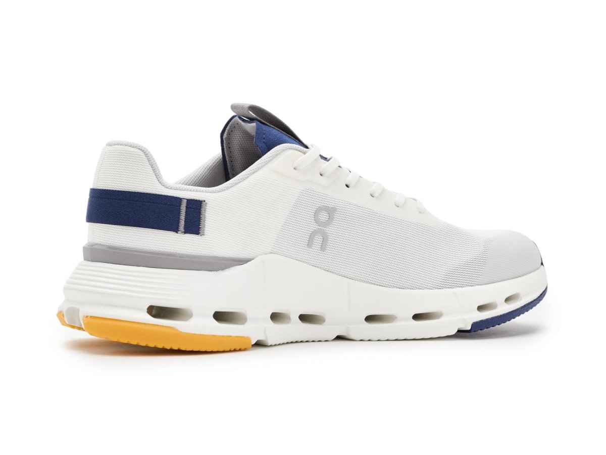 On Mens Cloudnova Form 2 Ivory/Zodiac 8 Medium