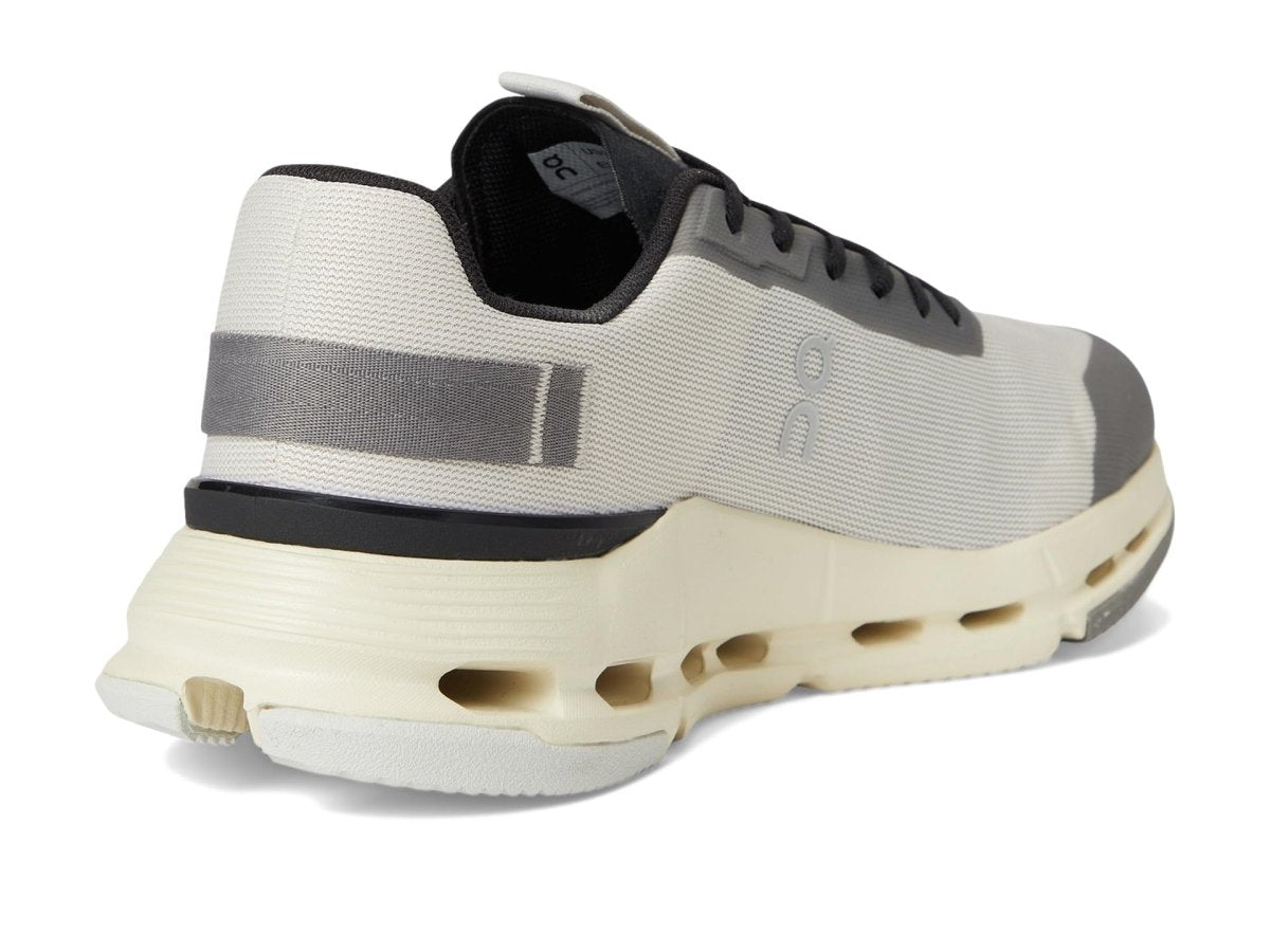 On Mens, Cloudnova Form 2 Pearl/Black 8 Medium