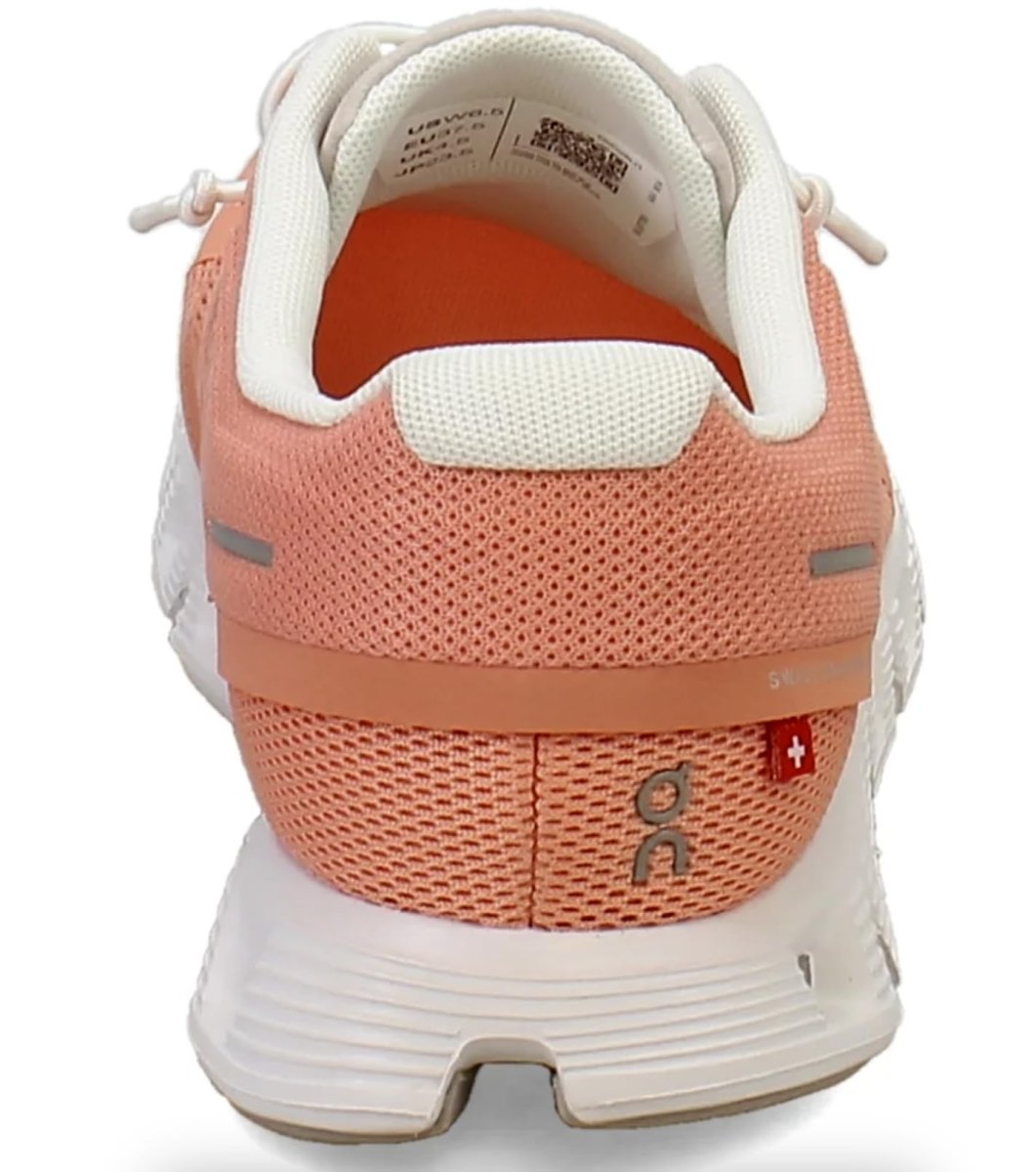 On Womens, Cloud 5 Flamingo/Pearl 6 Medium