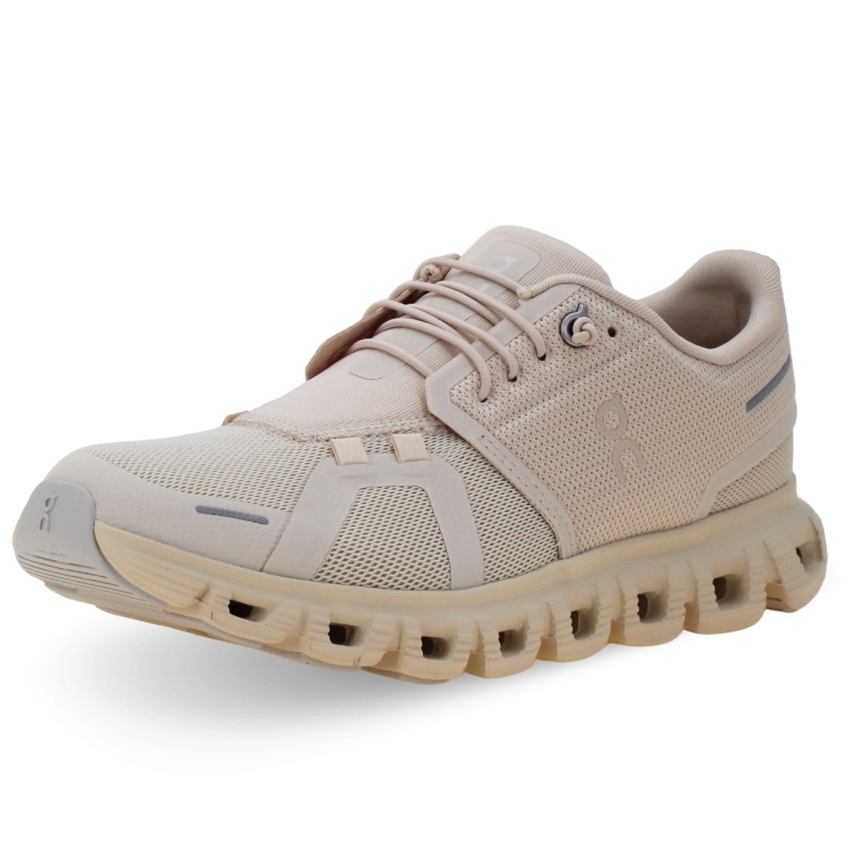 On Womens Cloud 6 Sand/Sand 9.5 Medium